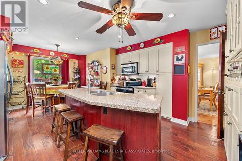 39 Maplewood Road, Mississauga (Mineola), ON - Indoor Photo Showing Kitchen With Double Sink