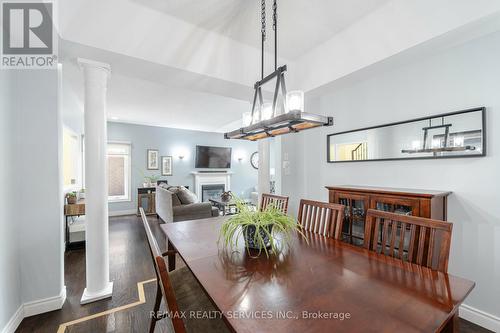 37 Sundridge Street, Brampton (Snelgrove), ON - Indoor Photo Showing Dining Room