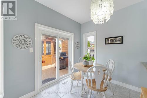 37 Sundridge Street, Brampton (Snelgrove), ON - Indoor Photo Showing Dining Room