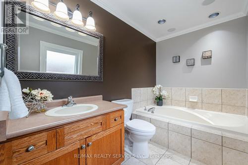 37 Sundridge Street, Brampton (Snelgrove), ON - Indoor Photo Showing Bathroom