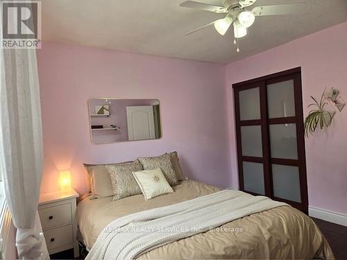 37 Sundridge Street, Brampton (Snelgrove), ON - Indoor Photo Showing Bedroom