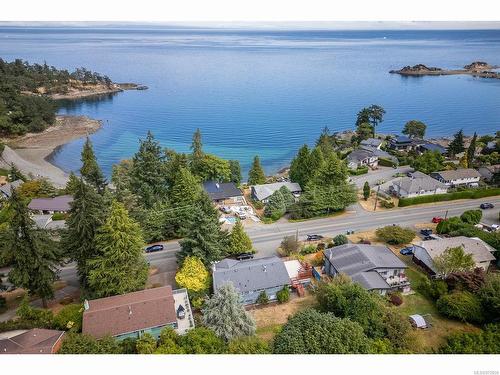 3971 Hammond Bay Rd, Nanaimo, BC 