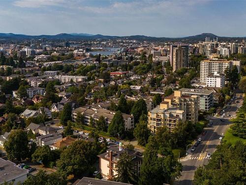 305-120 Douglas St, Victoria, BC - Outdoor With View