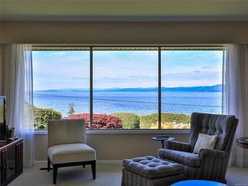 397 Crescent Rd West, Qualicum Beach, BC 