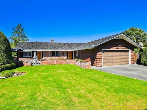 397 Crescent Rd West, Qualicum Beach, BC 