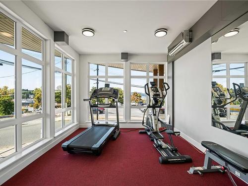 501-10 Chapel St, Nanaimo, BC - Indoor Photo Showing Gym Room