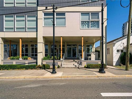 501-10 Chapel St, Nanaimo, BC - Outdoor With Facade