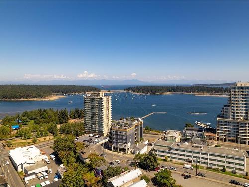 501-10 Chapel St, Nanaimo, BC - Outdoor With Body Of Water With View