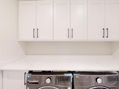 2967 Gilbert Road, Kamloops, BC - Indoor Photo Showing Laundry Room