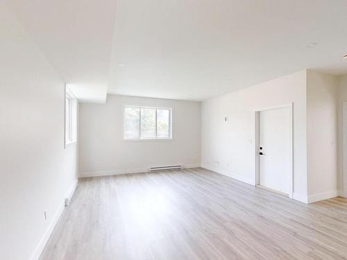 2967 Gilbert Road, Kamloops, BC - Indoor Photo Showing Other Room