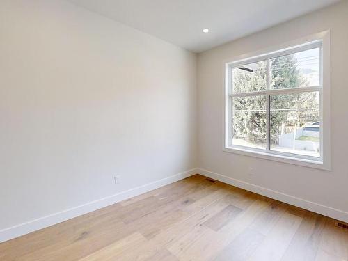 2967 Gilbert Road, Kamloops, BC - Indoor Photo Showing Other Room