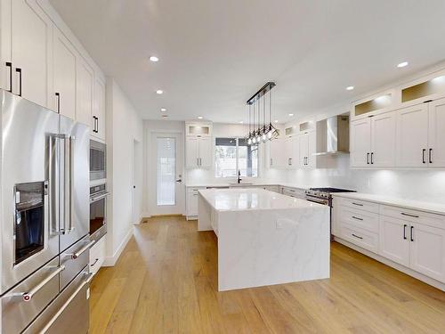 2967 Gilbert Road, Kamloops, BC - Indoor Photo Showing Kitchen With Upgraded Kitchen