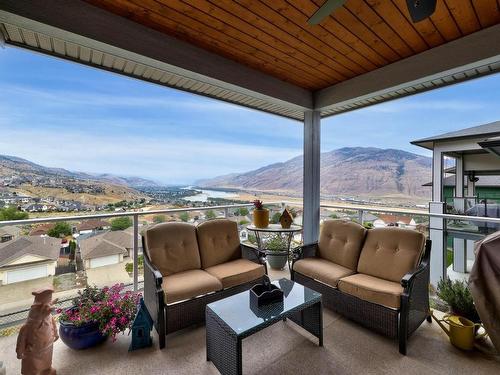 996 Quails Roost Crt, Kamloops, BC - Outdoor With View With Exterior