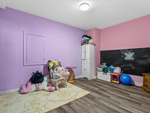 996 Quails Roost Crt, Kamloops, BC - Indoor Photo Showing Bedroom