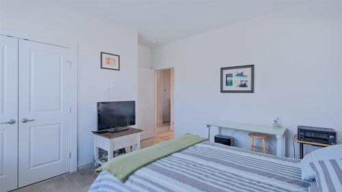 47-1960 Klo Road, Kelowna, BC - Indoor Photo Showing Bedroom