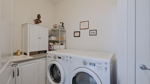 47-1960 Klo Road, Kelowna, BC - Indoor Photo Showing Laundry Room