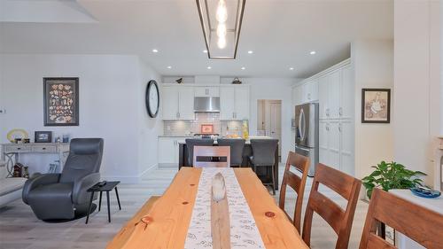 47-1960 Klo Road, Kelowna, BC - Indoor Photo Showing Dining Room