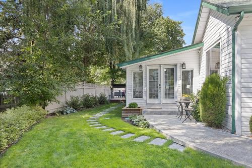 2002 Ethel Street, Kelowna, BC 