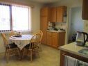 10-151 8Th Avenue, Salmon Arm, BC  - Indoor Photo Showing Dining Room 