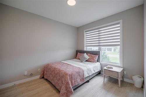 29 Oak Bridge Way, East St Paul, MB - Indoor Photo Showing Bedroom