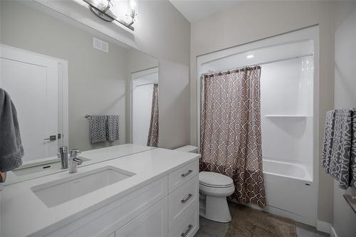 29 Oak Bridge Way, East St Paul, MB - Indoor Photo Showing Bathroom