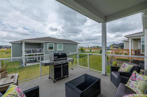 29 Oak Bridge Way, East St Paul, MB - Outdoor With Deck Patio Veranda With Exterior