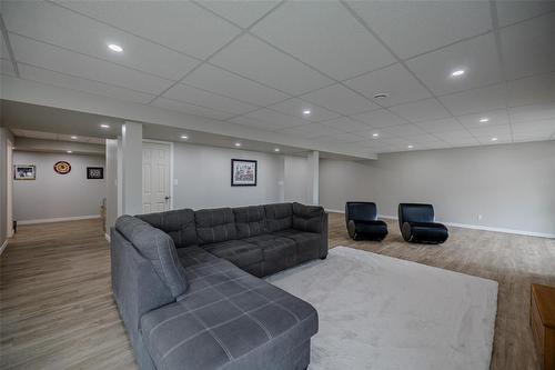 29 Oak Bridge Way, East St Paul, MB - Indoor Photo Showing Basement