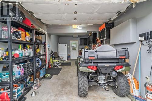 647 Kennard Crescent, Kincardine, ON - Indoor Photo Showing Garage