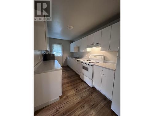 4908 Mcleod Road, Fort Nelson - Town, BC - Indoor Photo Showing Kitchen