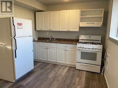 4908 Mcleod Road, Fort Nelson - Town, BC - Indoor Photo Showing Kitchen