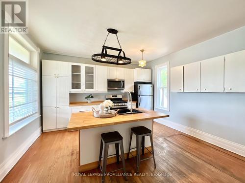 45 Catharine Street, Belleville, ON - Indoor Photo Showing Kitchen