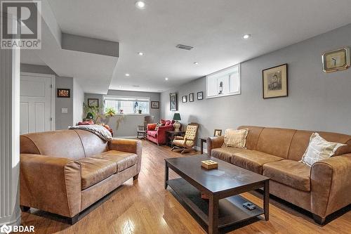 4 Ashwood Crescent, Quinte West, ON - Indoor Photo Showing Living Room