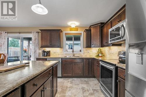 4 Ashwood Crescent, Quinte West, ON - Indoor Photo Showing Kitchen