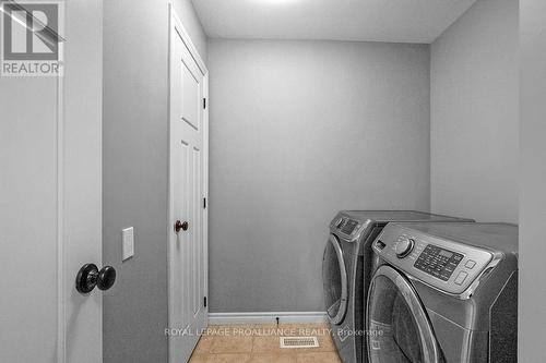 4 Ashwood Crescent, Quinte West, ON - Indoor Photo Showing Laundry Room