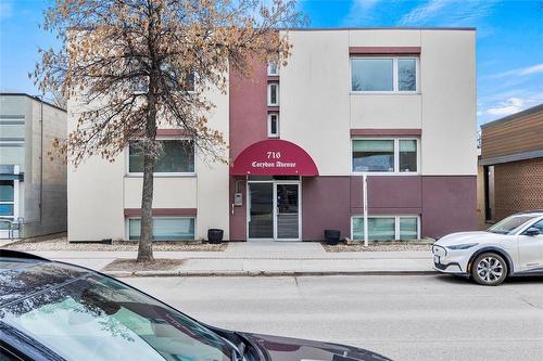 4 716 Corydon Avenue, Winnipeg, MB - Outdoor