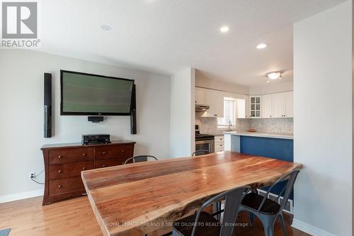 3215 Bayham Lane, London, ON - Indoor Photo Showing Dining Room