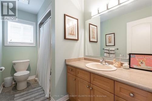 3215 Bayham Lane, London, ON - Indoor Photo Showing Bathroom