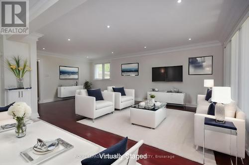 44 Burwick Avenue, Vaughan (West Woodbridge), ON - Indoor Photo Showing Living Room