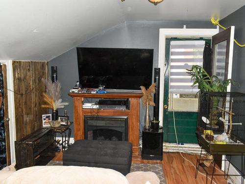 Dwelling - 641  - 641A Rue Dollard, Drummondville, QC - Indoor Photo Showing Living Room With Fireplace