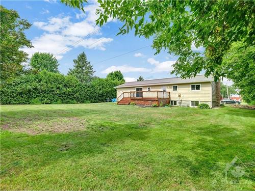 5702 First Line Road, Manotick, ON 