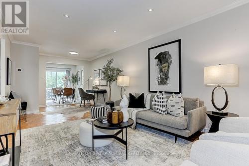 116 Rejane Crescent, Vaughan, ON - Indoor Photo Showing Living Room