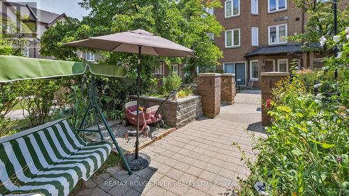 9 - 735 New Westminster Drive, Vaughan, ON - Outdoor