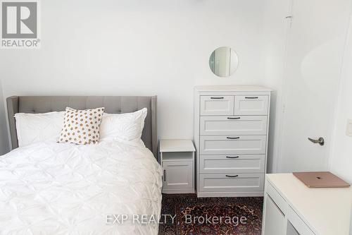 2010 - 5180 Yonge Street, Toronto (Willowdale West), ON - Indoor Photo Showing Bedroom