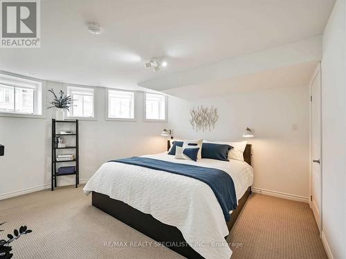 22 - 86 Preston Meadow Avenue, Mississauga (Hurontario), ON - Indoor Photo Showing Bedroom