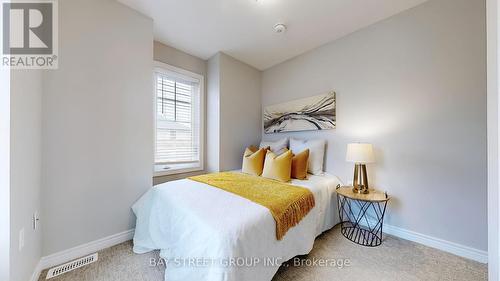 2 Groom Lane, Hamilton, ON - Indoor Photo Showing Bedroom