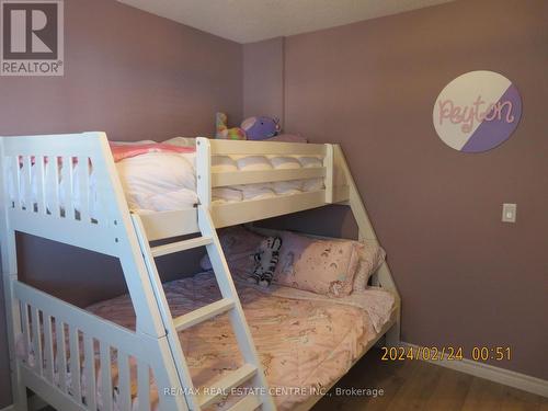 23 Wice Road, Barrie (Holly), ON - Indoor Photo Showing Bedroom