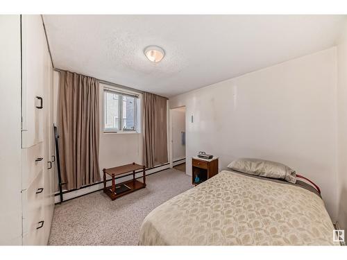 10006 154 St Nw, Edmonton, AB - Indoor Photo Showing Bedroom