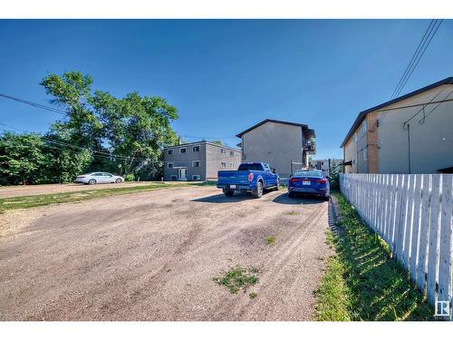 10006 154 St Nw, Edmonton, AB - Outdoor