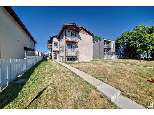 10006 154 St Nw, Edmonton, AB - Outdoor