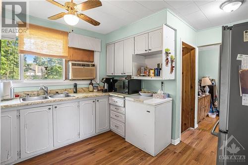 245 Victoria Street, Almonte, ON - Indoor Photo Showing Kitchen With Double Sink